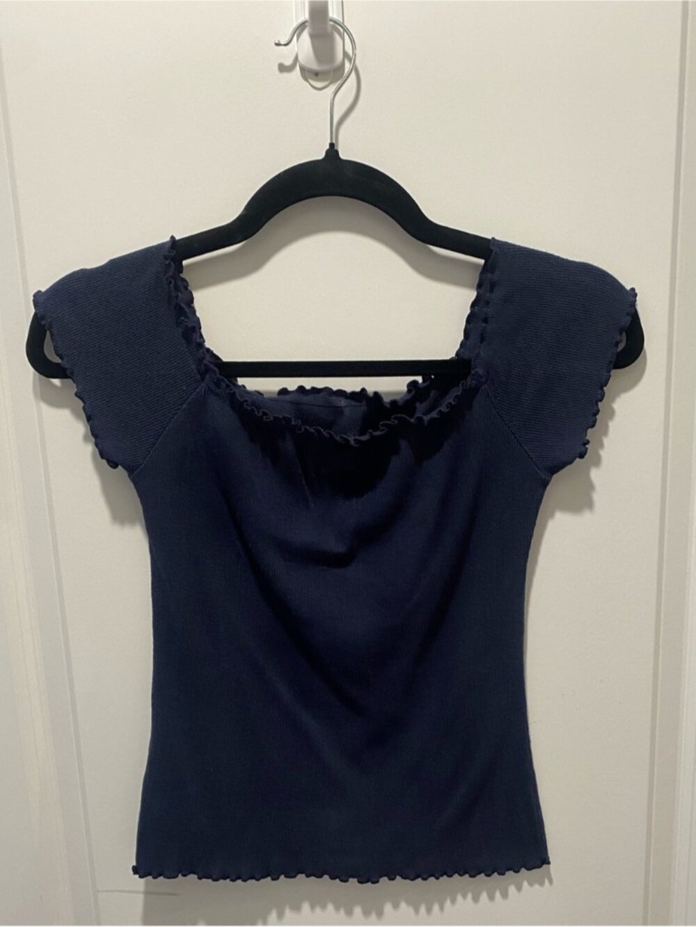 Navy Ribbed Crop Top Flutter Sleeve Lettuce Trim Size M